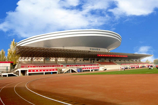 三清山体育场看台网架工程